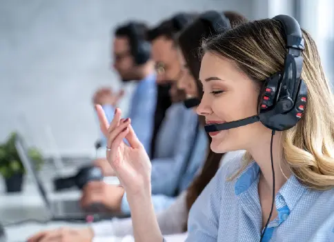 help_desk_support_section